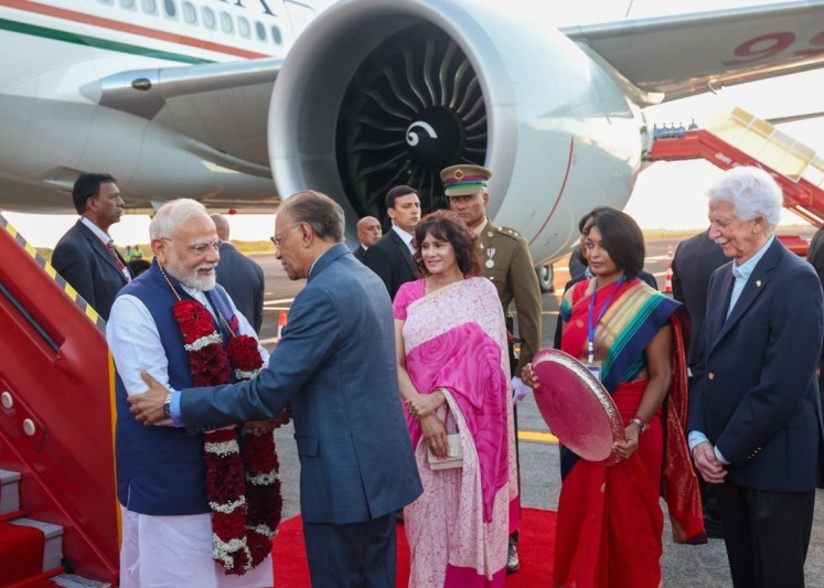 PM Modi Receives Warm Welcome in Mauritius for 2-Day Visit